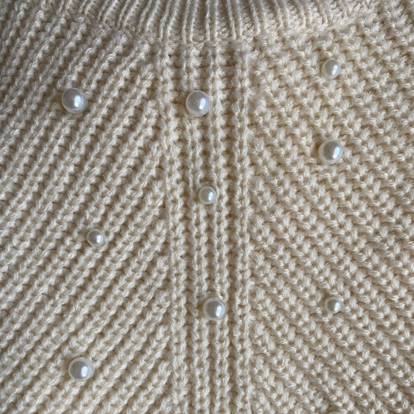 Beaded Pearl Oversized Knit Cream Sweater - Picture 7 of 8